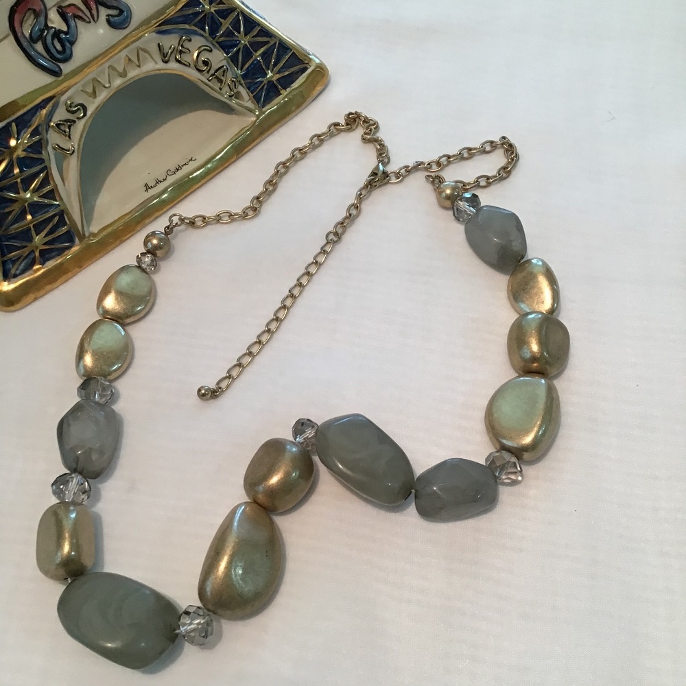 Francesca’s New Necklace Collection